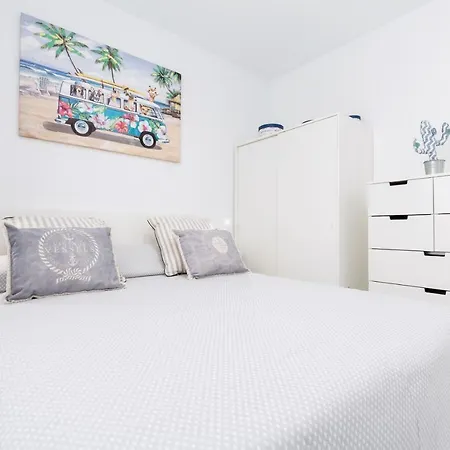Home2book Hola Bent, Pool & Terrace 公寓 *