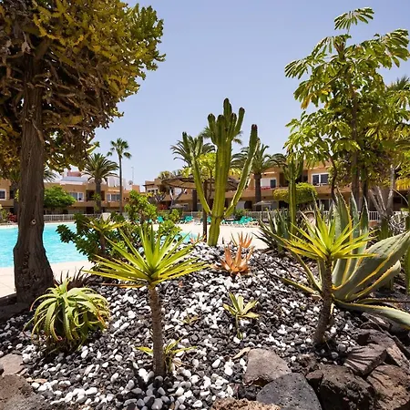 Home2book Hola Bent, Pool & Terrace 公寓 科拉雷侯